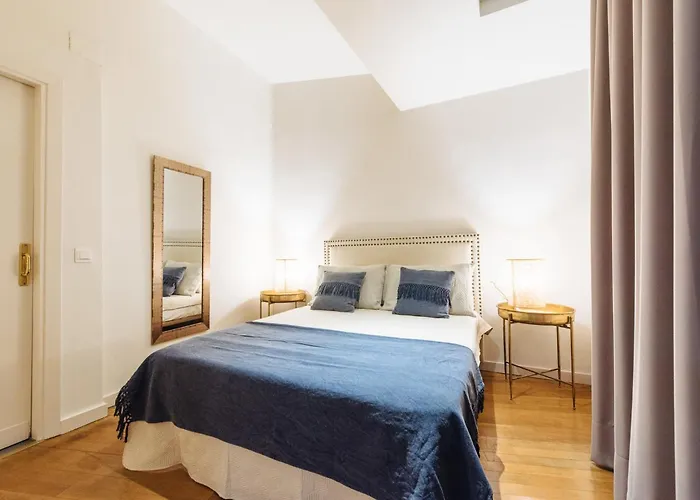 Conde de Ibarra Apartments